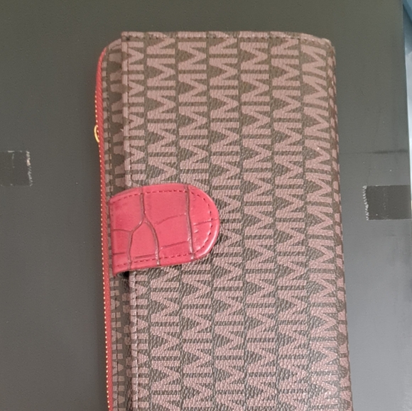 MFK crossbody bag - Picture 4 of 8